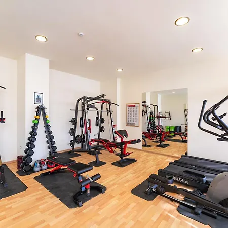 Athineon Apartmanhotel 4*