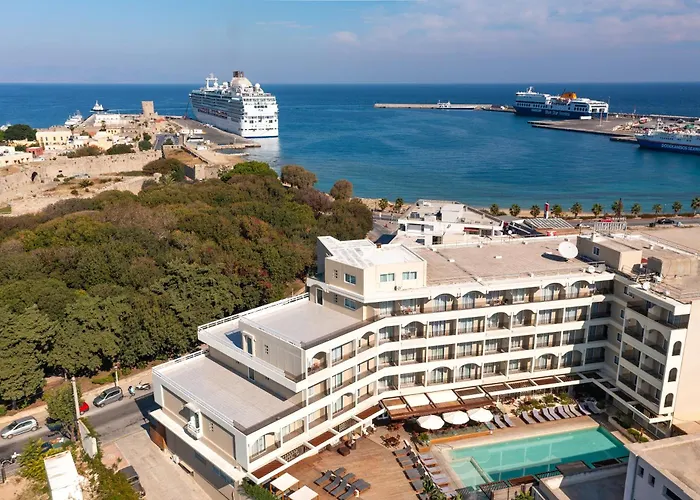 Athineon アパートホテル