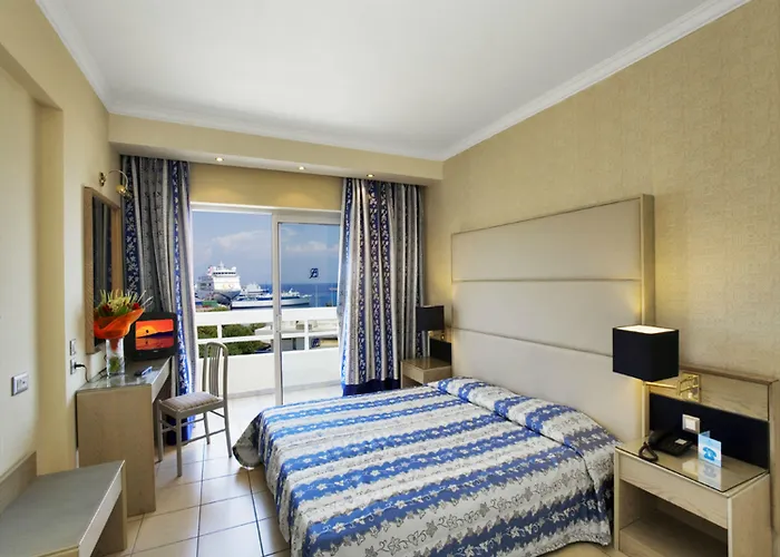 Athineon Hotel de apartamente 4*